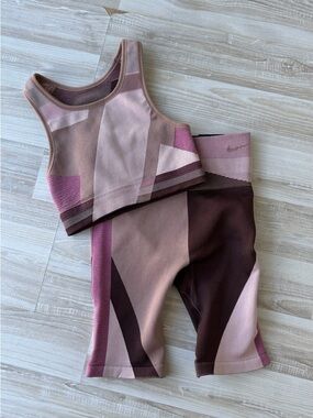 Nike Women’s Athletic Shorts and Sports Bra Set in Mauve Pink and Brown